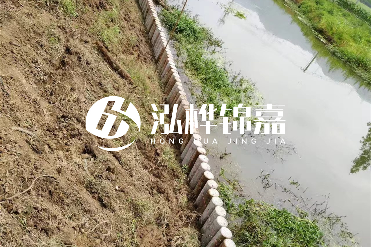 仿木樁施工前注意事項-水泥樁打樁機是怎么打樁的？