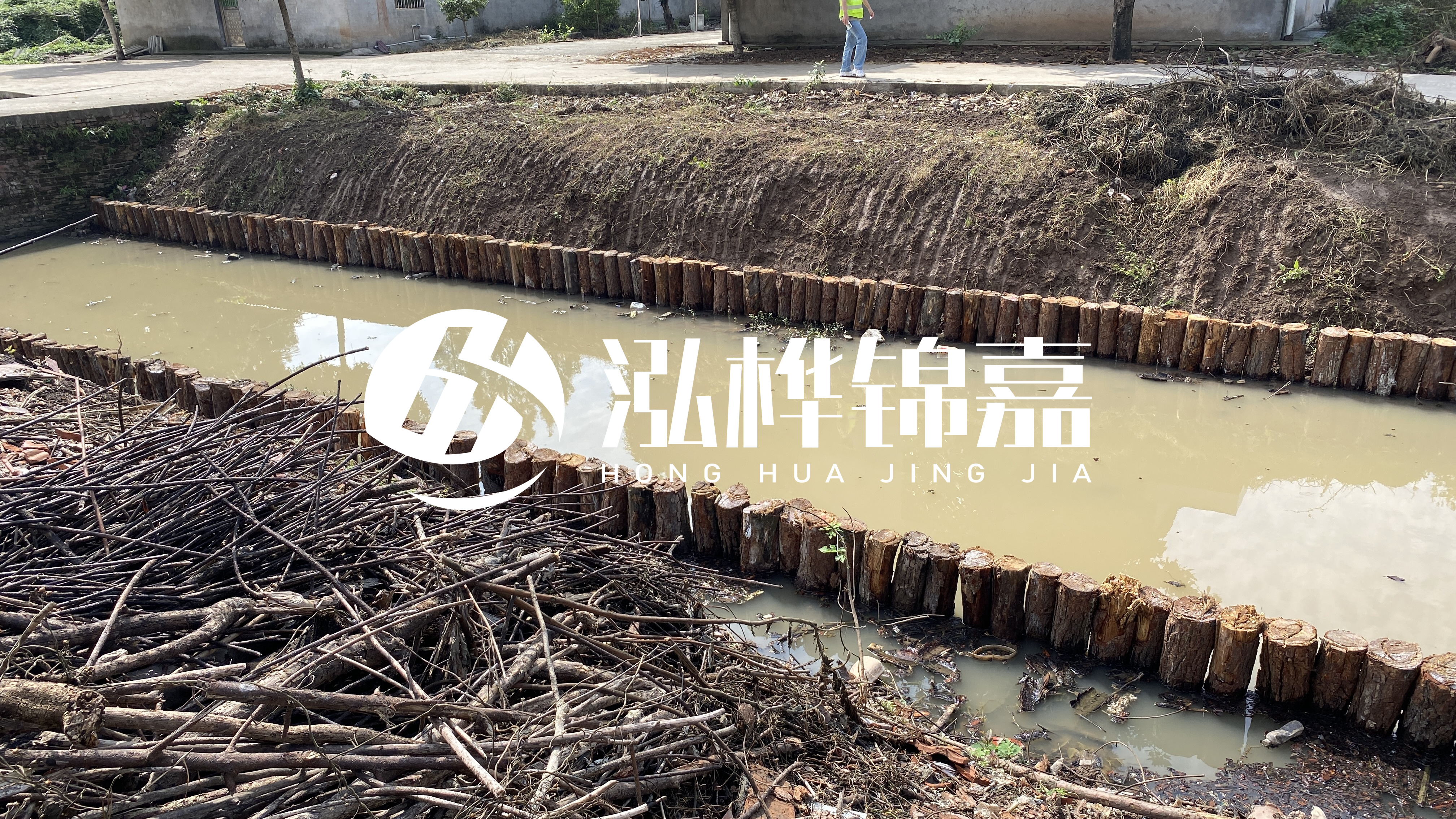 打樁木樁的間距和排列方式有何講究？不懂這些細節(jié)，工程質(zhì)量堪憂！