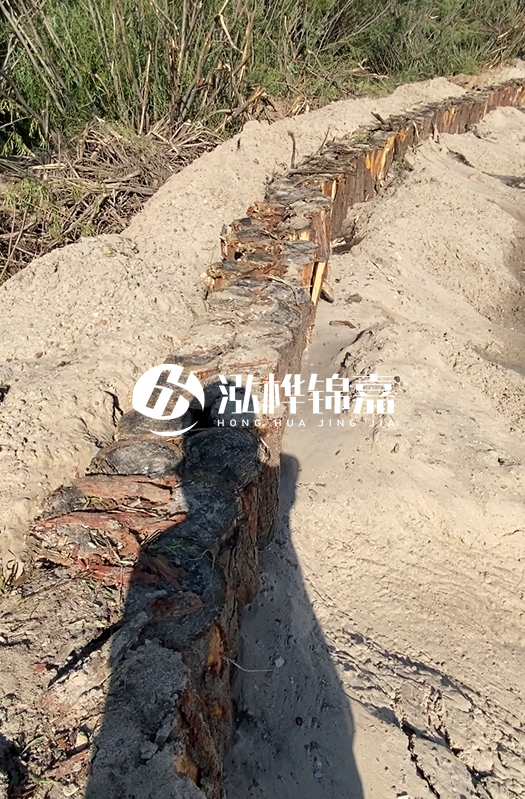 江蘇松木樁源頭廠家泓樺錦嘉-松木樁4米直徑8-10的價(jià)格？