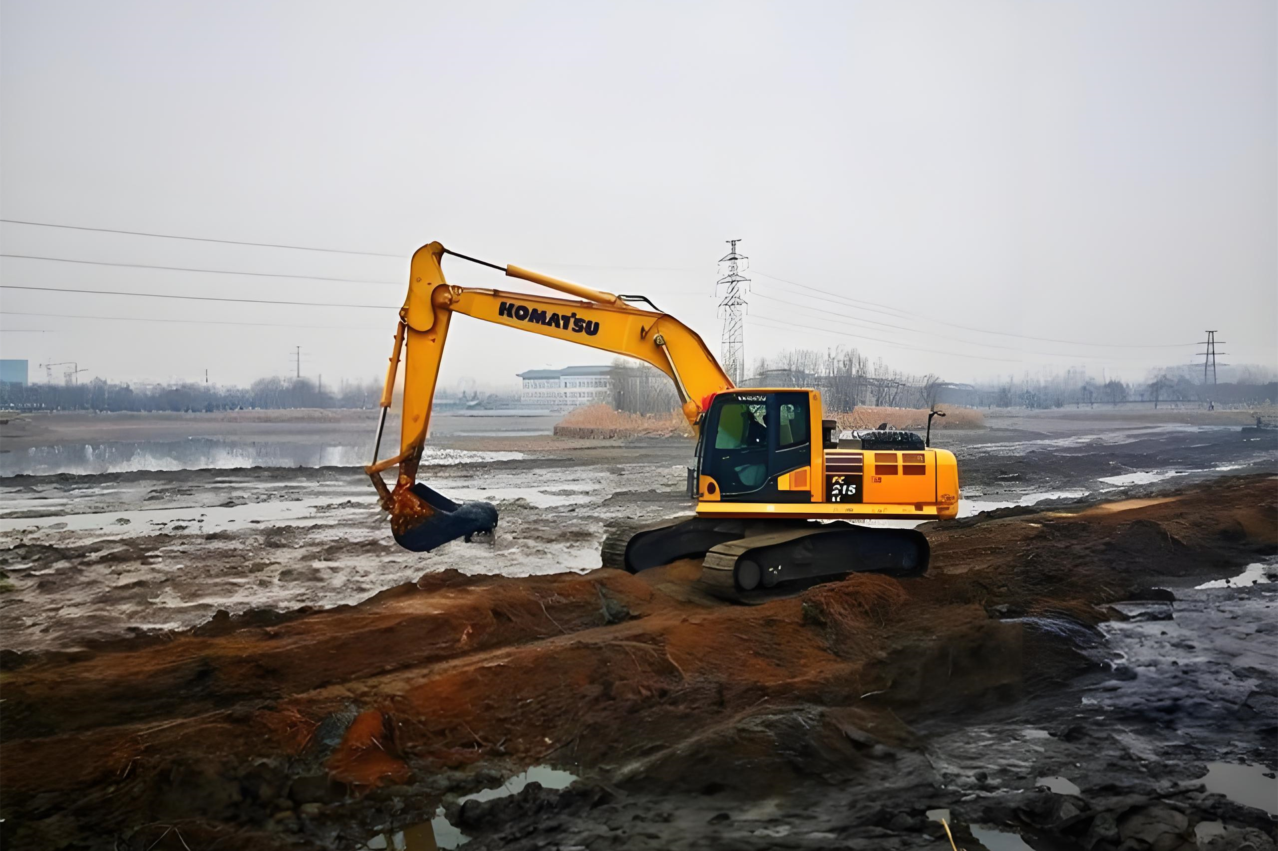 貴州水挖清淤團(tuán)隊(duì)泓樺錦嘉-挖機(jī)河道清淤怎么干？