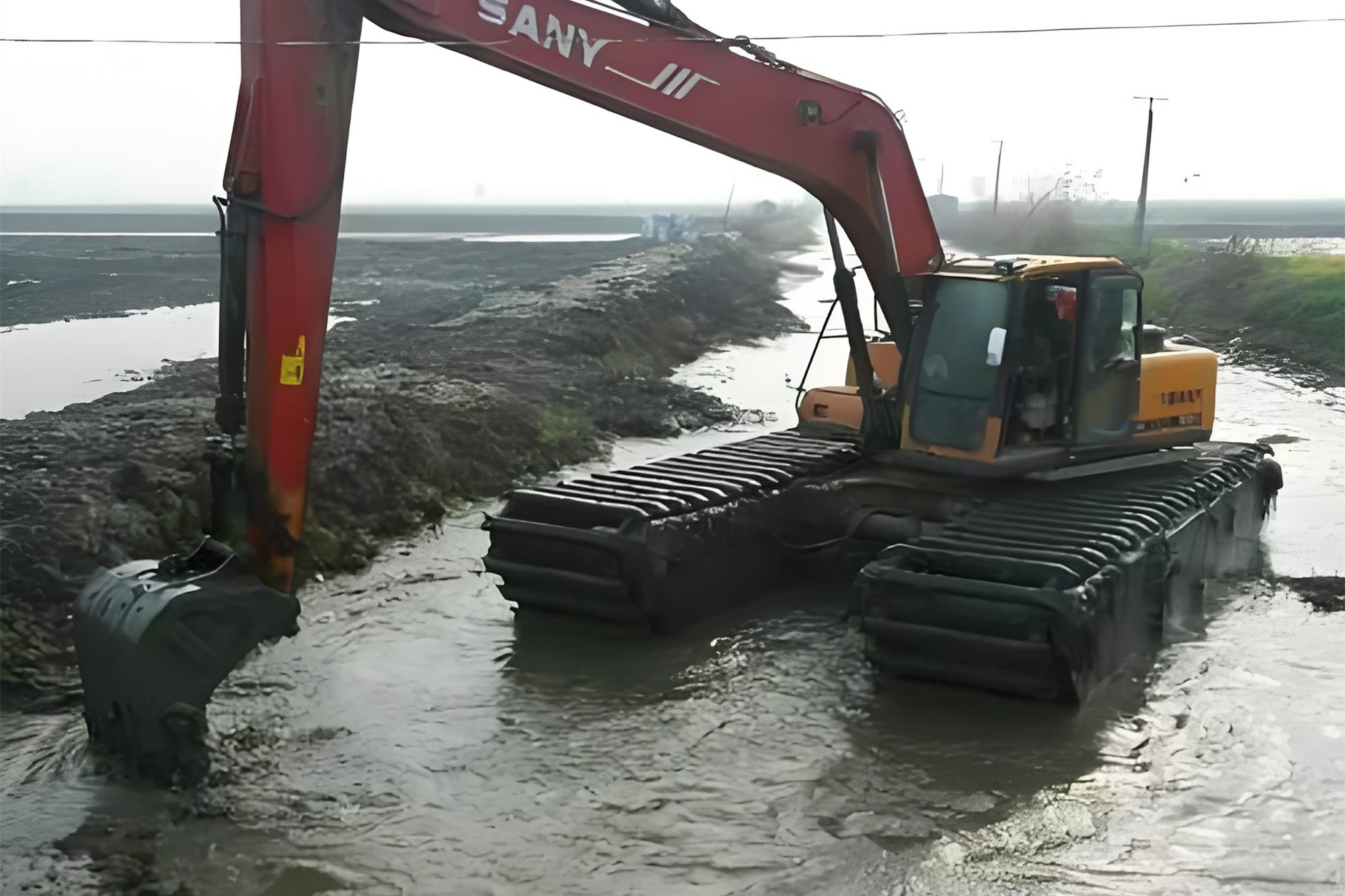 江蘇淮安挖機清淤施工隊 - 鄉(xiāng)村溝渠清淤的施工隊伍哪里找？