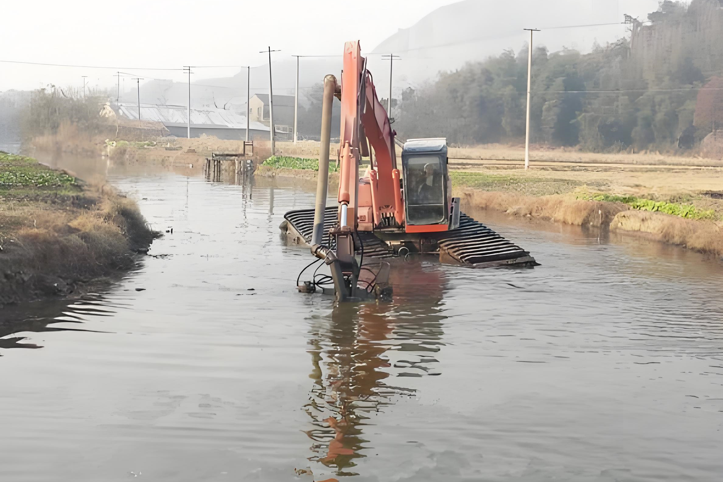 重慶渝中水上挖機(jī)清淤隊(duì) - 魚(yú)塘清淤的成本大概是多少？