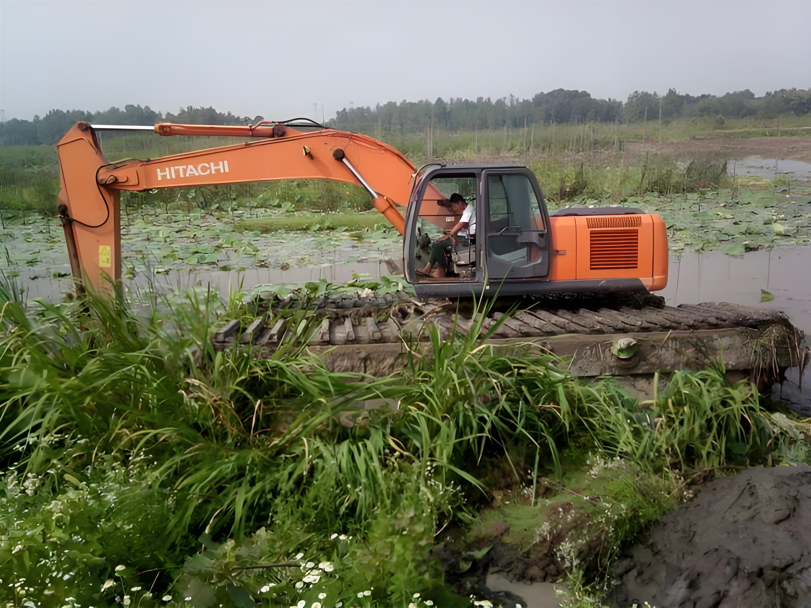 甘肅酒泉水上挖機(jī)清淤施工隊(duì) - 挖機(jī)清淤的費(fèi)用怎么計(jì)算？