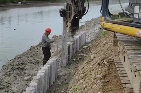 水泥樁批發(fā)廠家泓樺錦嘉-和真木樁比價格貴多少？