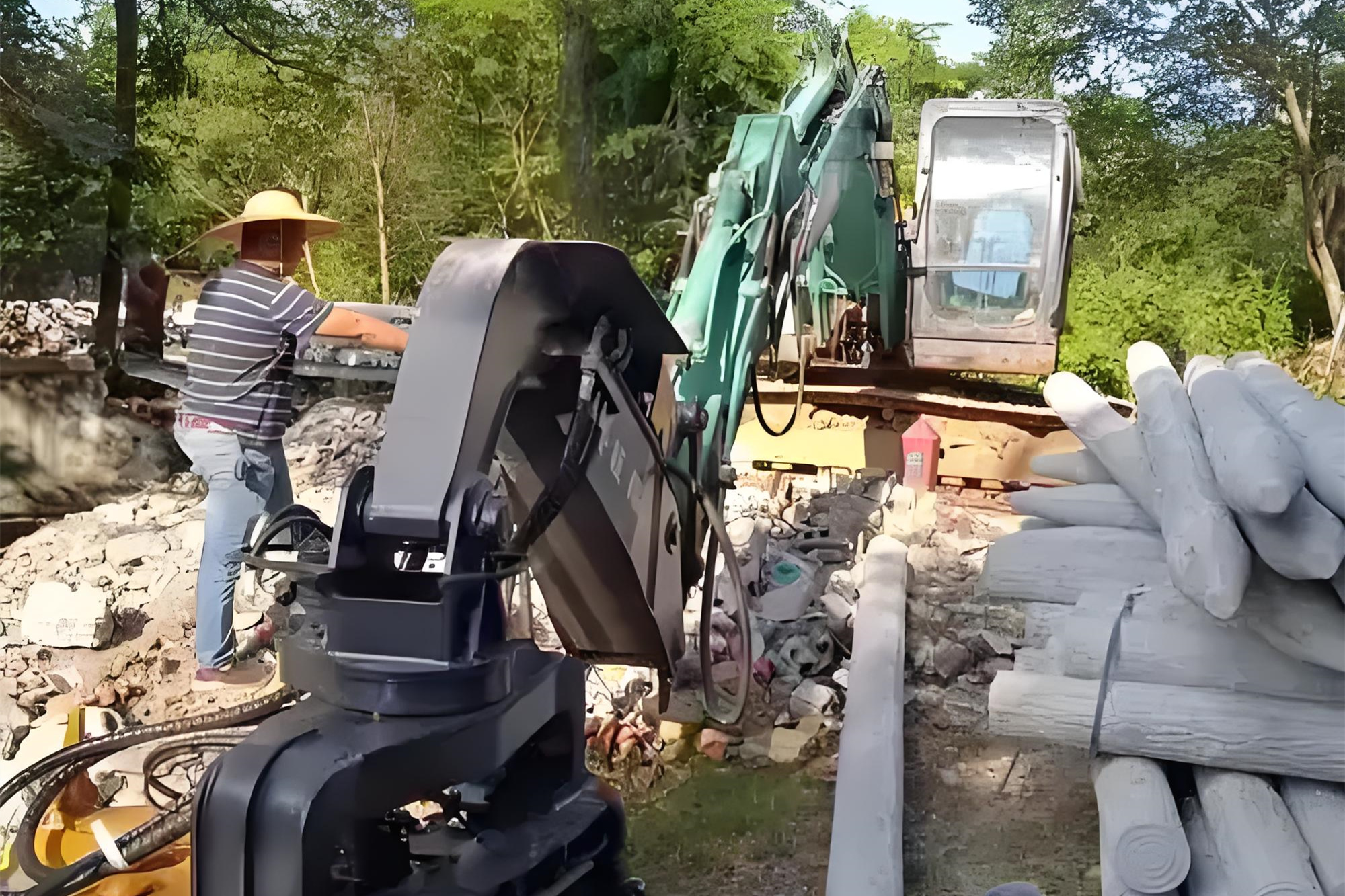 水泥樁批發(fā)廠家泓樺錦嘉-水泥仿木樁抗洪水沖刷的能力怎么樣？