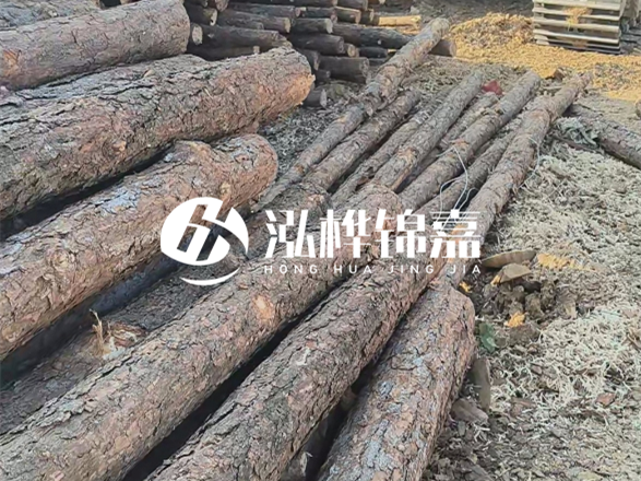 松木樁批發(fā)廠家泓樺錦嘉 - 松木樁在軟地基處理中效果好嗎？